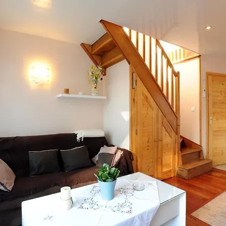 Pavillon De Diane Prades (Pyrenees-Orientales)