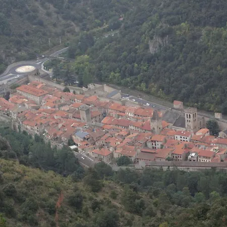 Pavillon De Diane Hébergement de vacances Prades (Pyrenees-Orientales)
