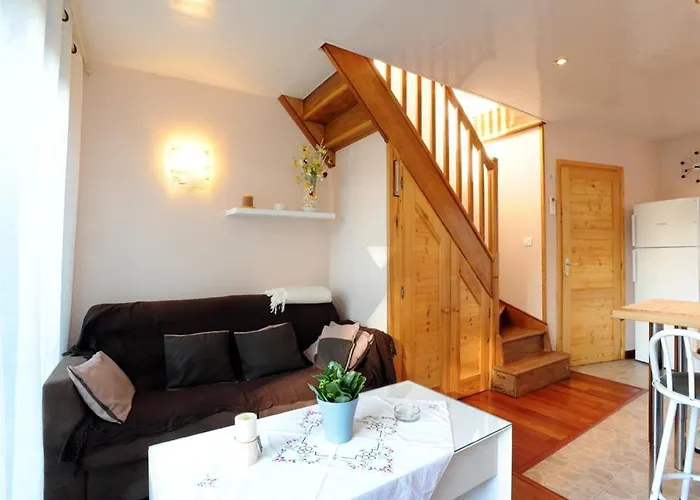 Pavillon De Diane Prades