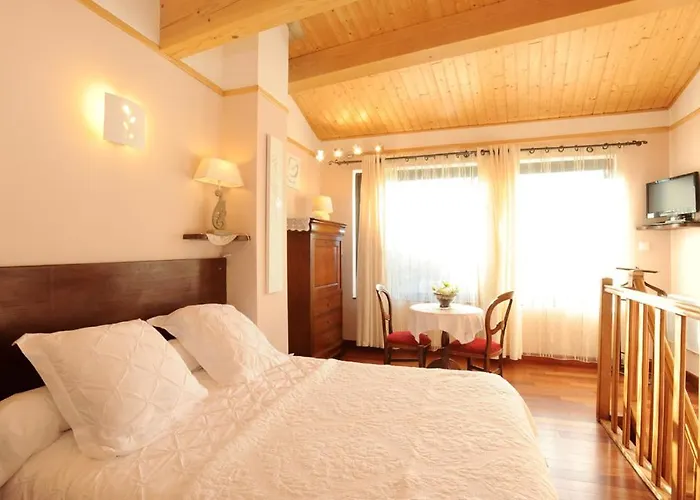 Pavillon De Diane Сasa de vacaciones *